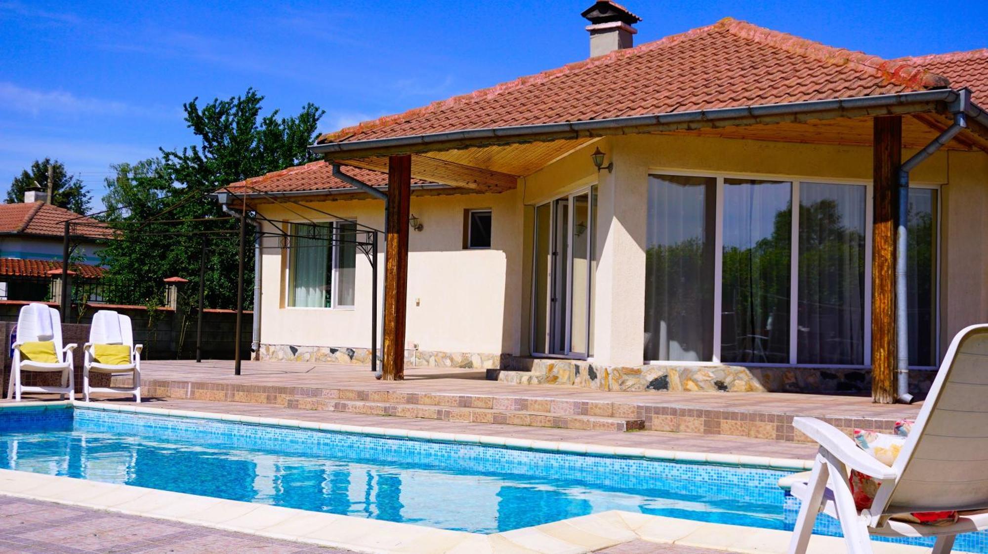 Вила Релакс - Villa Relax Sokolovo Luaran gambar