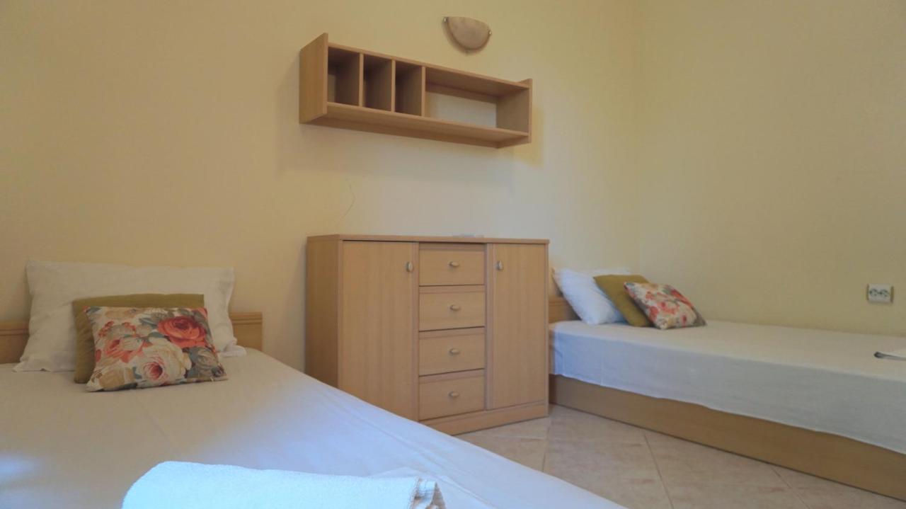 Вила Релакс - Villa Relax Sokolovo Luaran gambar